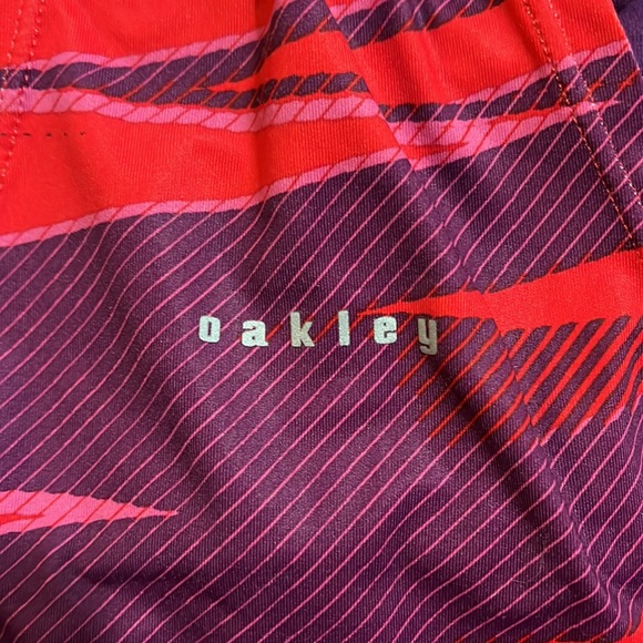 Oakley Layered Athletic Tank Top - Picture 6 of 7
